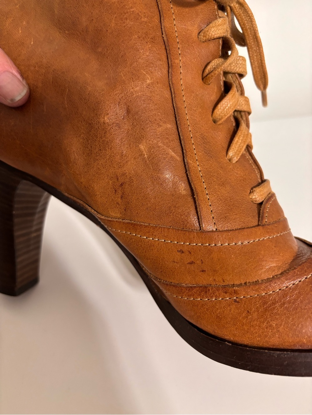 Frye womens 9.5 M Bella Hi Lace Up 77112 Brown Ankle Boots Bootie 4” Heel Italy - Picture 7 of 10